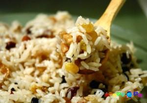 рисовая каша с изюмом