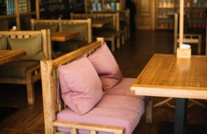 Подушки для мебели из ротанга: комфорт, стиль и правильный выбор