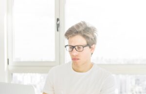 Заказать курсовую работу: Как правильно выбрать образовательный центр?